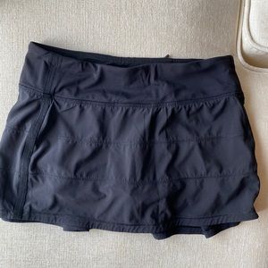 Lululemon black size 6 tennis skirt